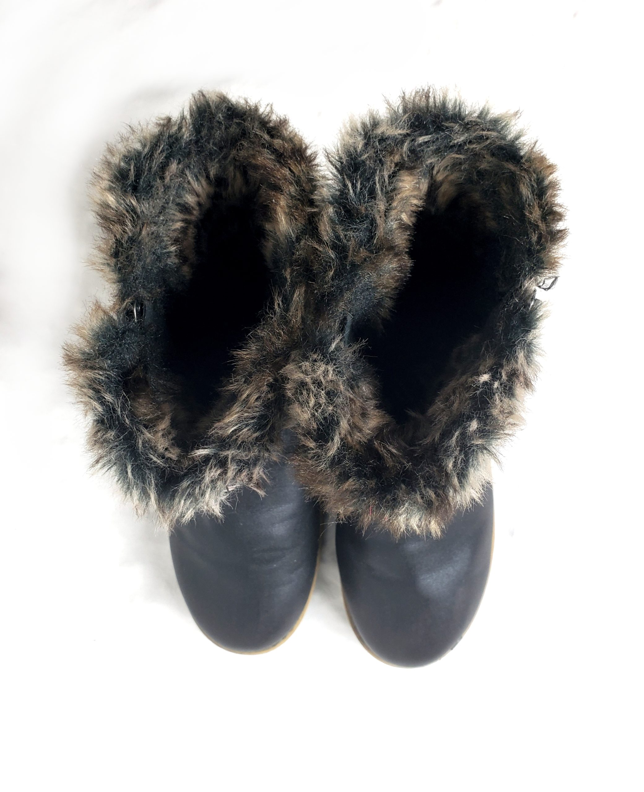 Стильні чорні зимові чоботи Next з хутром - елегантне взуття розмір 33.5 5 Стильні чорні зимові чоботи Next з хутром - елегантне взуття розмір 33.5 - Зображення 5