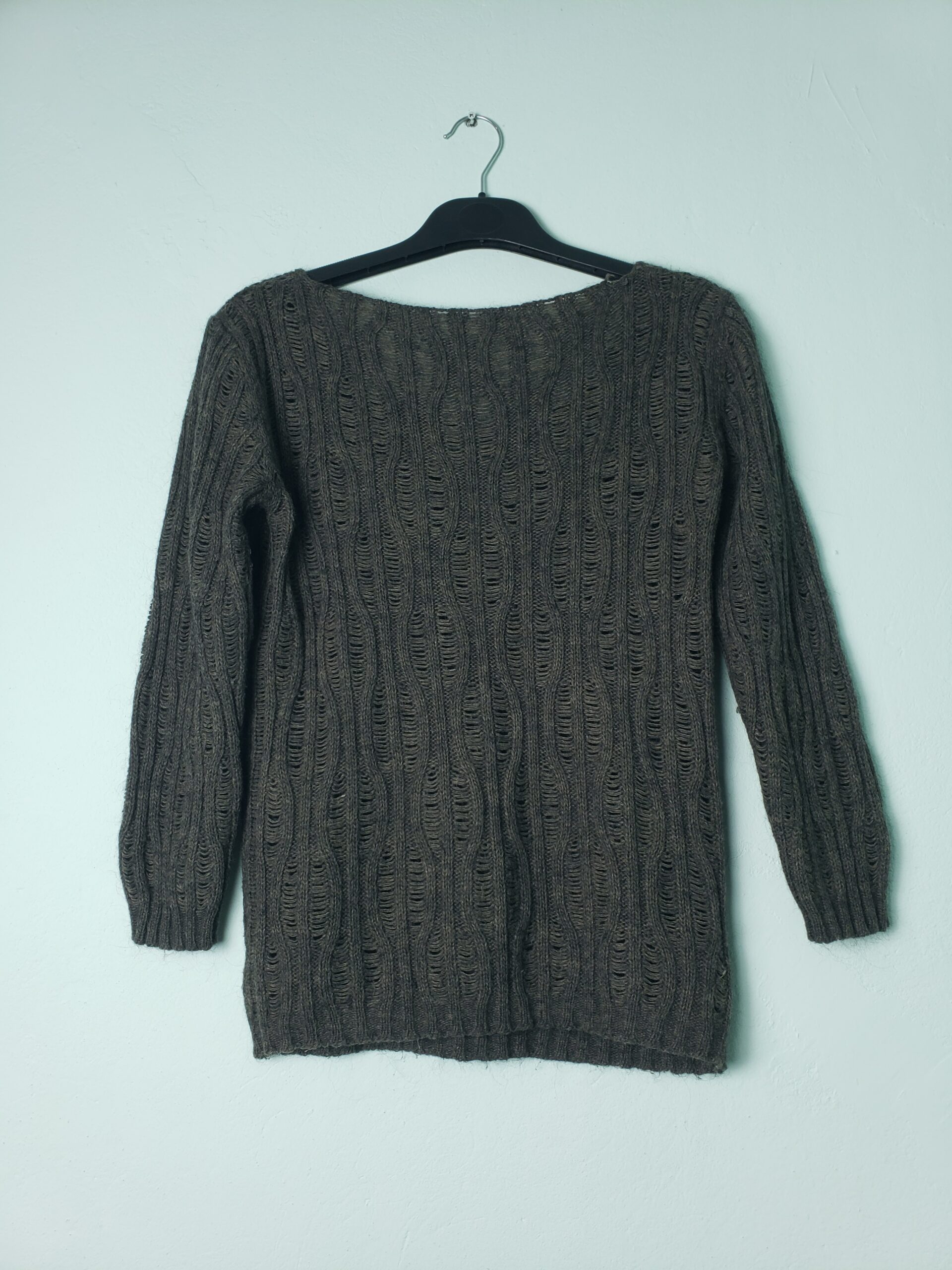 Темно-сірий в'язаний светр з мохером - ідеальний для осені та зими 2 Темно-сірий в'язаний светр з мохером - ідеальний для осені та зими - Зображення 2