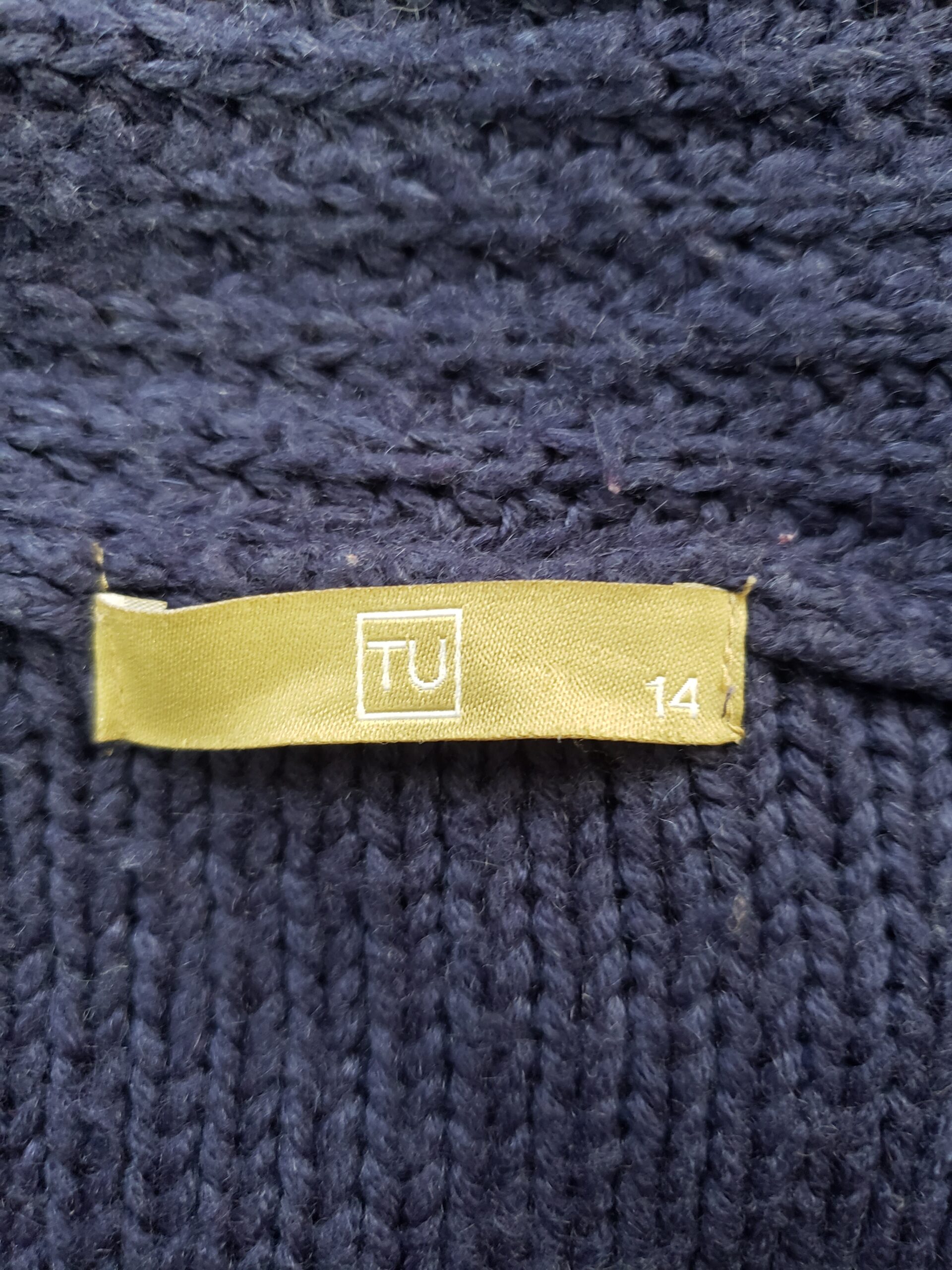 Темно-фіолетовий акриловий жилет без рукавів - стильний кардиган 5 Темно-фіолетовий акриловий жилет без рукавів - стильний кардиган - Зображення 5