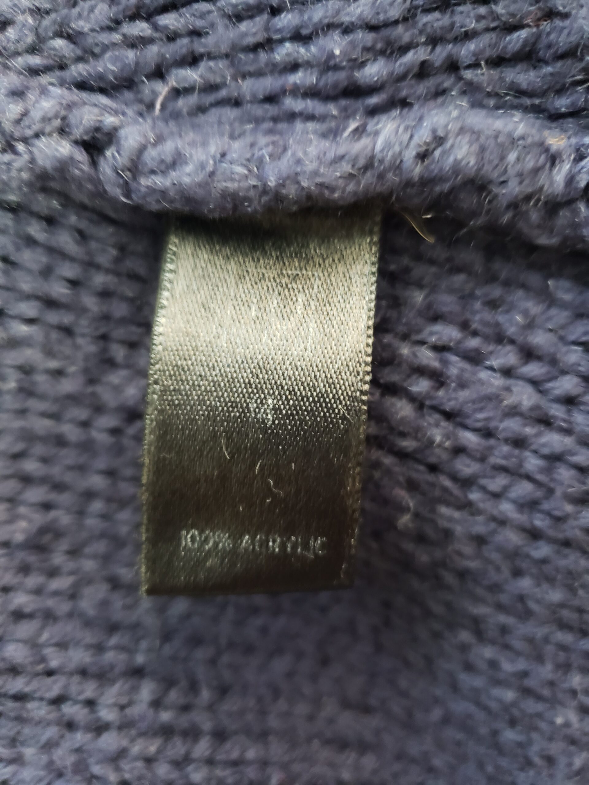 Темно-фіолетовий акриловий жилет без рукавів - стильний кардиган 4 Темно-фіолетовий акриловий жилет без рукавів - стильний кардиган - Зображення 4