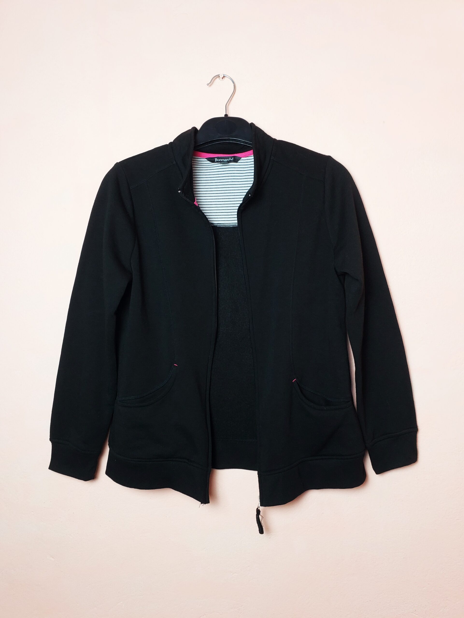 Чорна кофта Bonmarché - стильний верхній одяг для повсякденного носіння 2 Чорна кофта Bonmarché - стильний верхній одяг для повсякденного носіння - Зображення 2