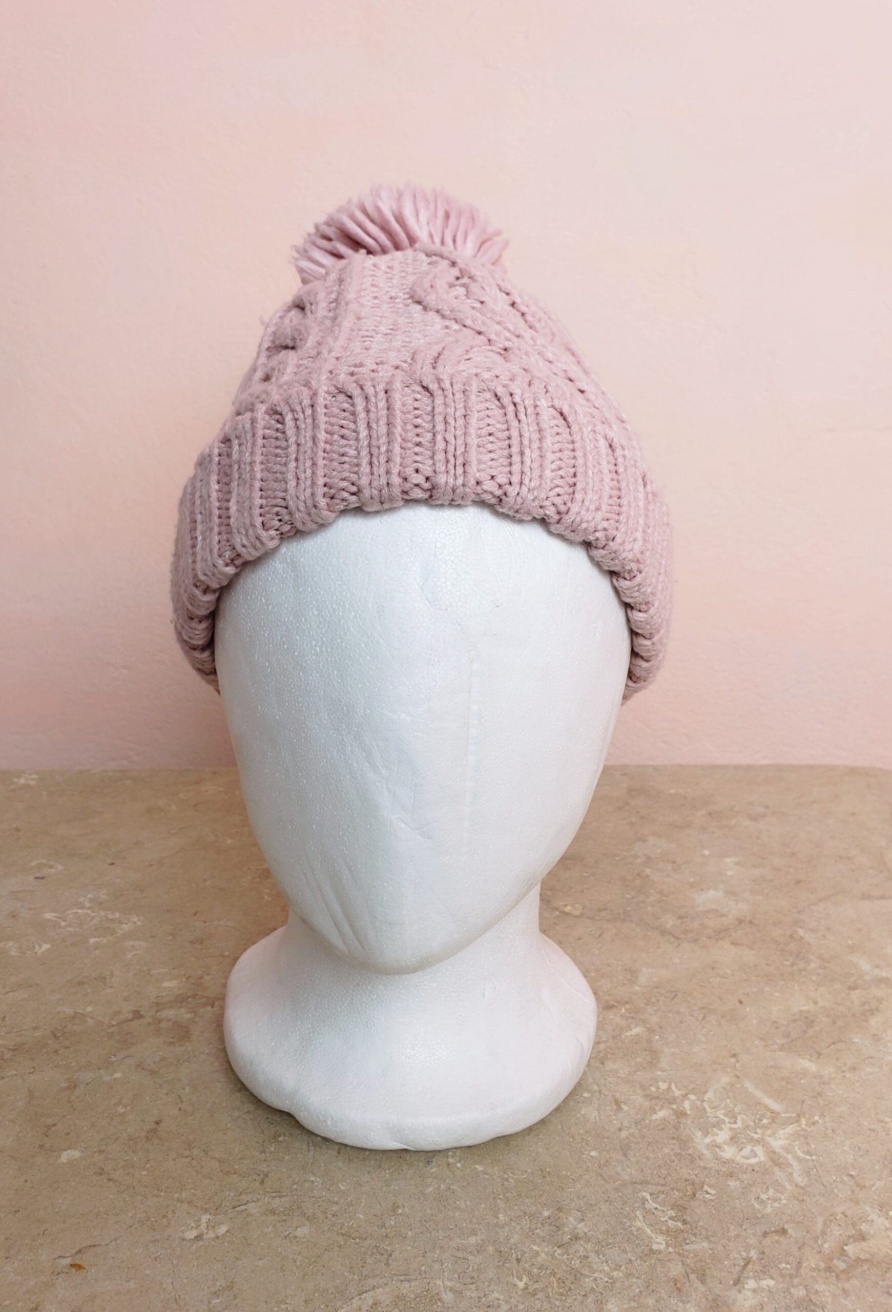 Дитяча рожева шапка з помпоном 3-6 років - в'язана шапочка для дівчинки 1 Дитяча рожева шапка з помпоном 3-6 років - в'язана шапочка для дівчинки