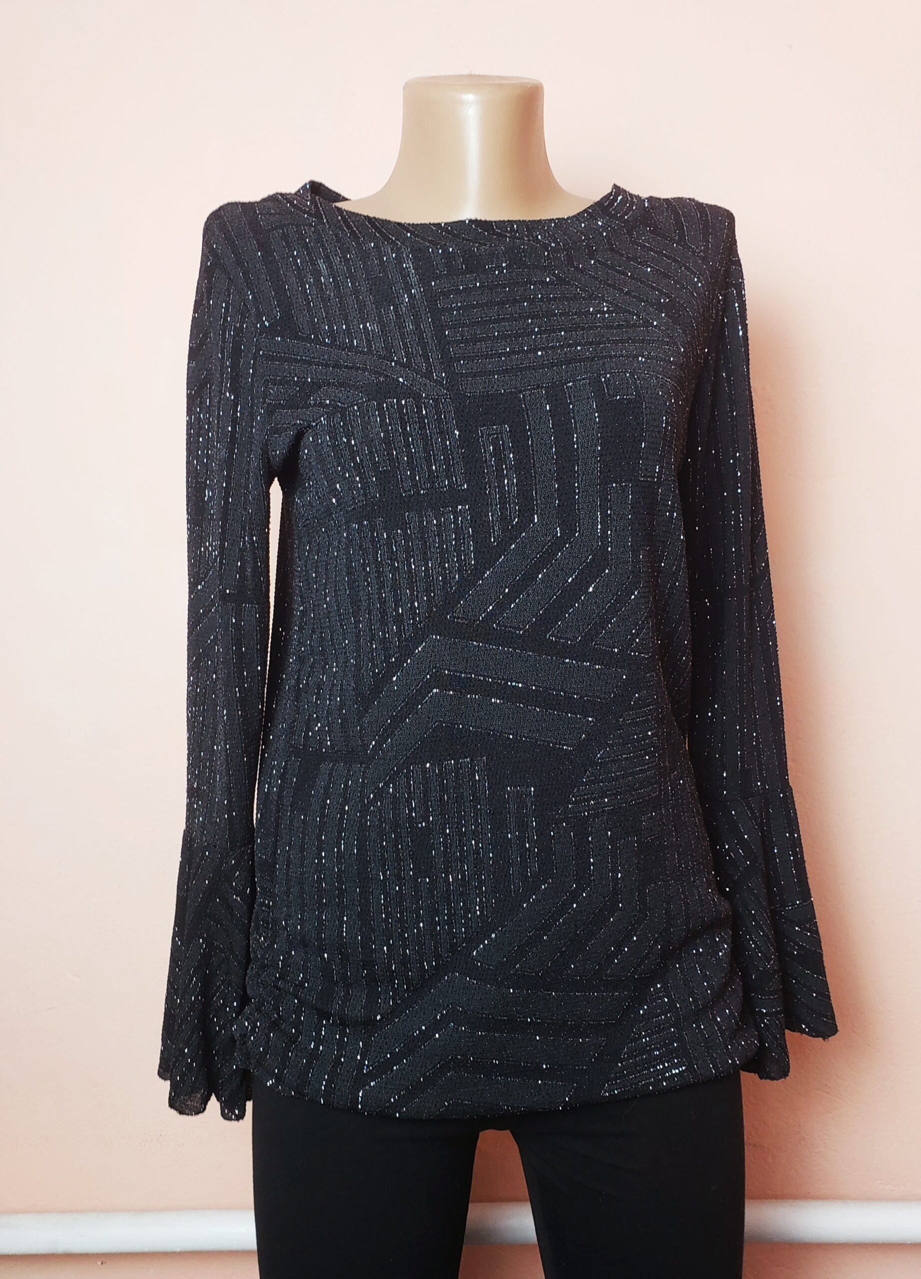 Стильна чорна блуза Quiz з металік ефектом - елегантний вечірній топ у ідеальному стані 1 Стильна чорна блуза Quiz з металік ефектом - елегантний вечірній топ у ідеальному стані