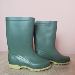 Стильні гумові чоботи хакі 35/36 - модний тренд весна-літо-осінь