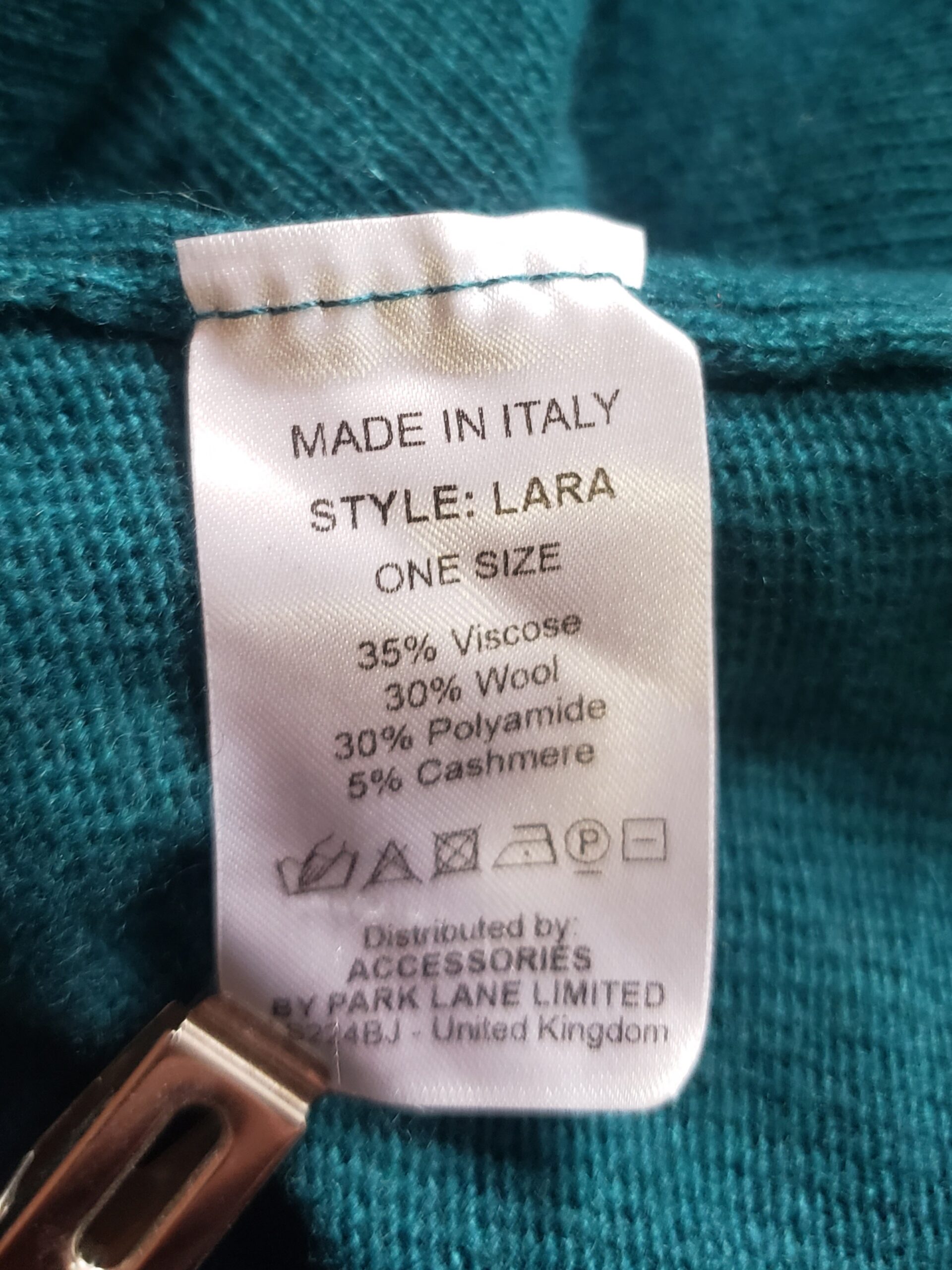 Жіноче пончо Cordelia синього кольору з кашеміром - елегантний асиметричний одяг 6 Жіноче пончо Cordelia синього кольору з кашеміром - елегантний асиметричний одяг - Зображення 6