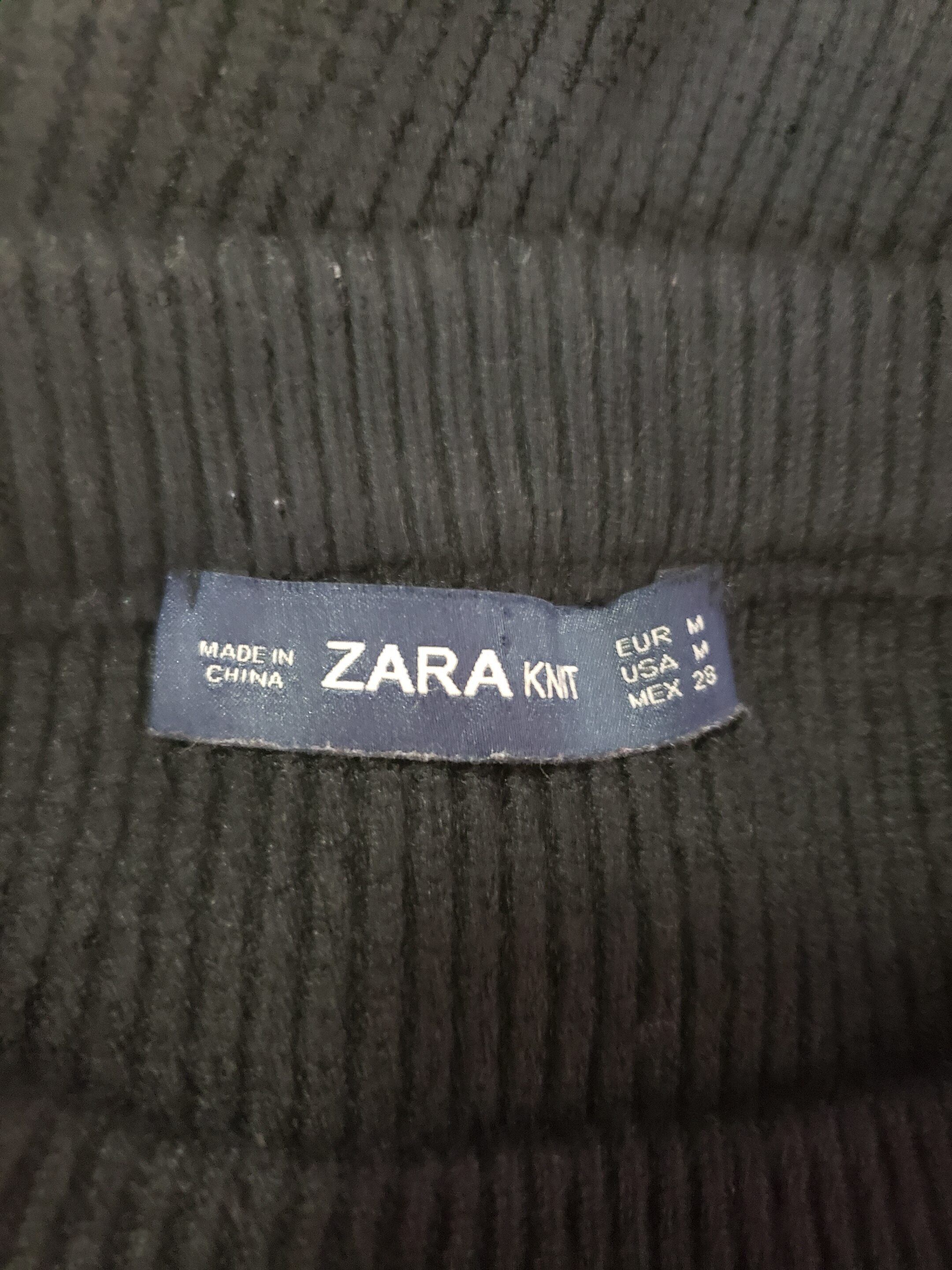 Жіночий чорний светр Zara розмір M 3 Жіночий чорний светр Zara розмір M - Зображення 3