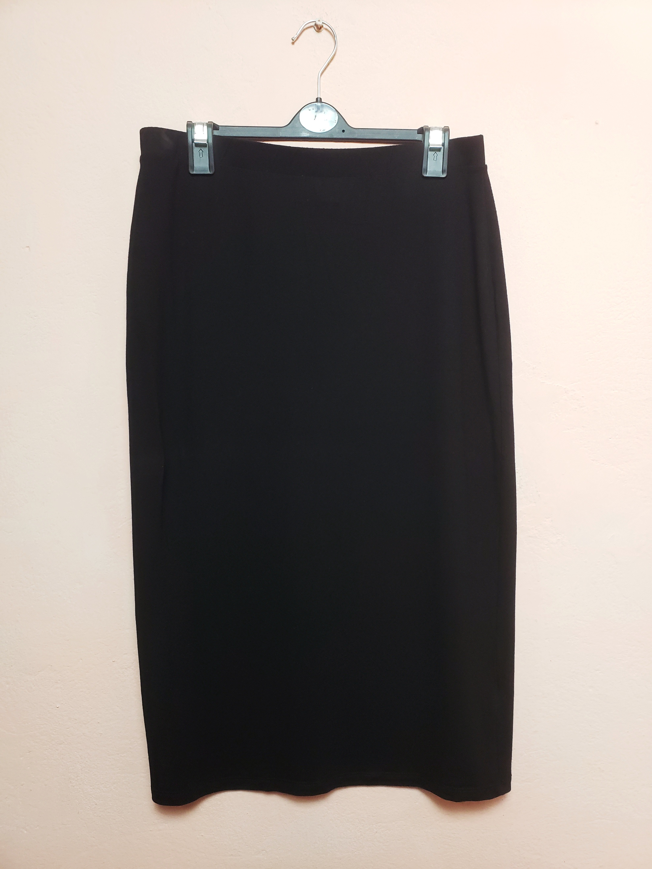 Жіноча чорна спідниця міді ASOS DESIGN розмір M/L розмір UK 14 / EU 42 / US 10 1 Жіноча чорна спідниця міді ASOS DESIGN розмір M/L розмір UK 14 / EU 42 / US 10