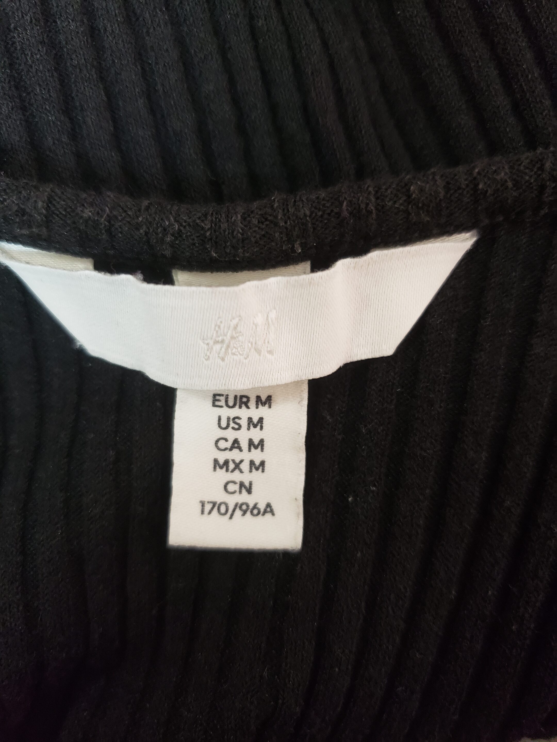 Жіноча чорна сукня H&M розмір M 5 Жіноча чорна сукня H&M розмір M - Зображення 5