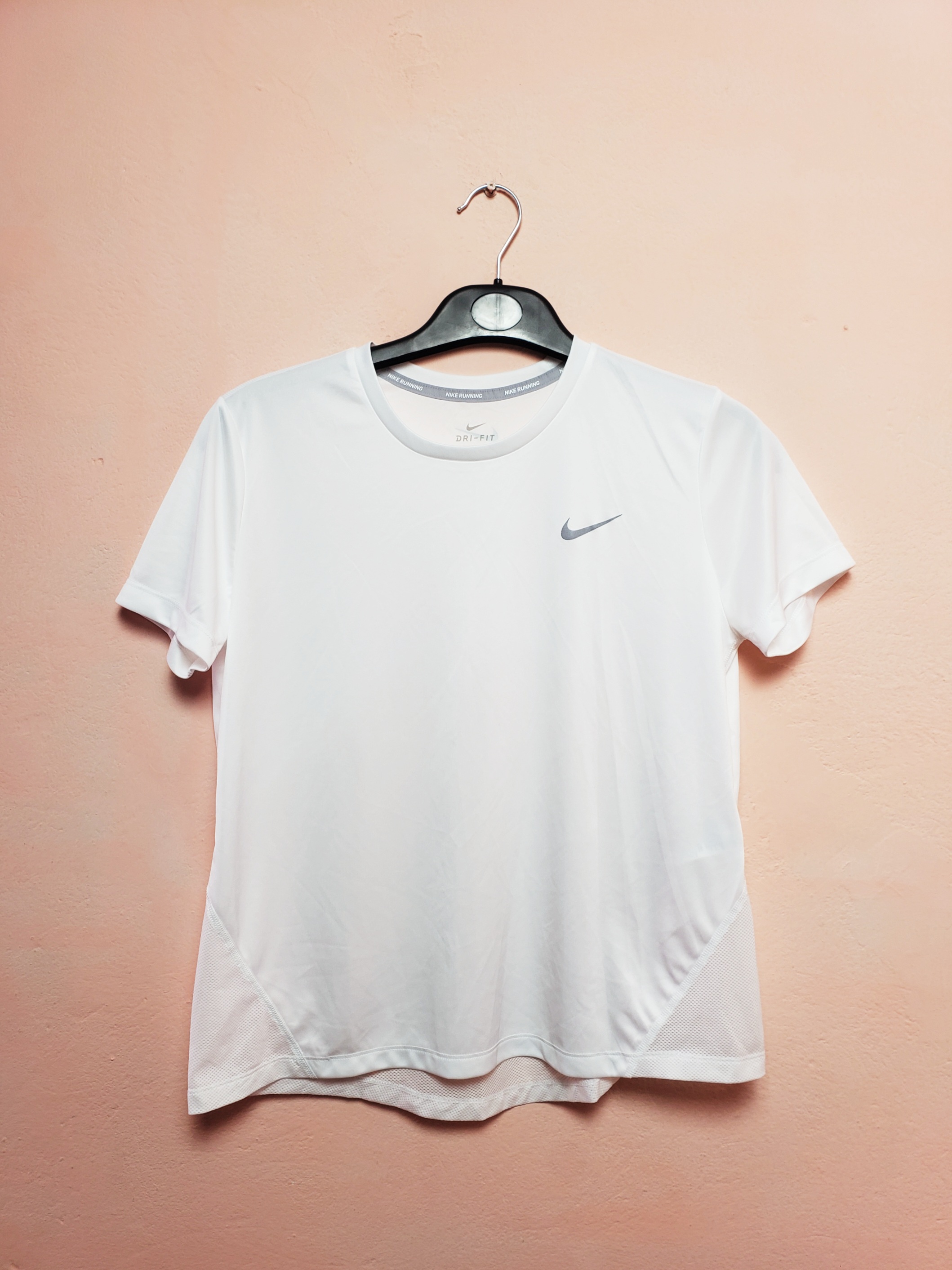 Чоловіча біла футболка Nike розмір L 1 Чоловіча біла футболка Nike розмір L