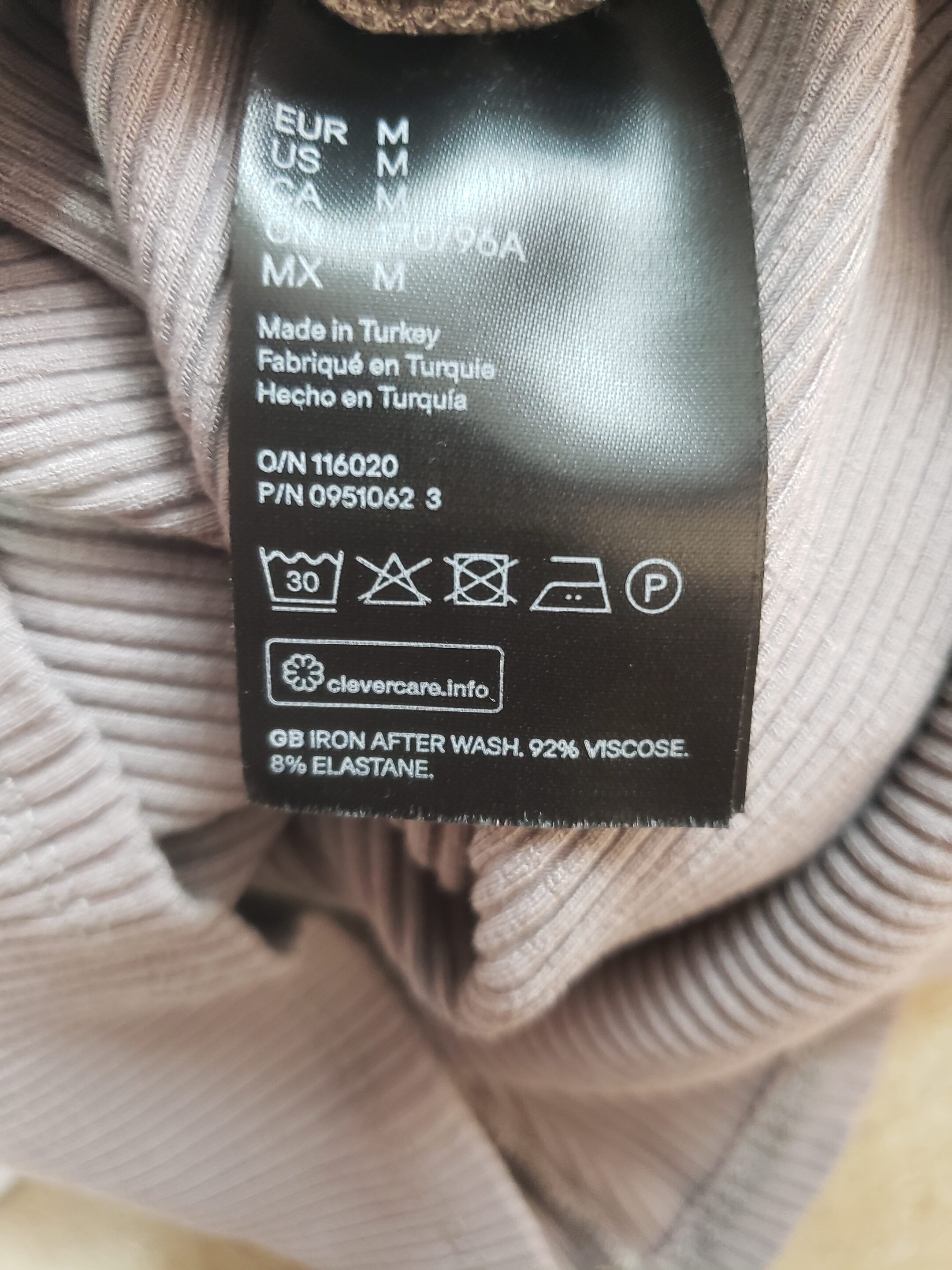 Жіночий сірий топ в рубчик H&M розмір M 5 Жіночий сірий топ в рубчик H&M розмір M - Зображення 5