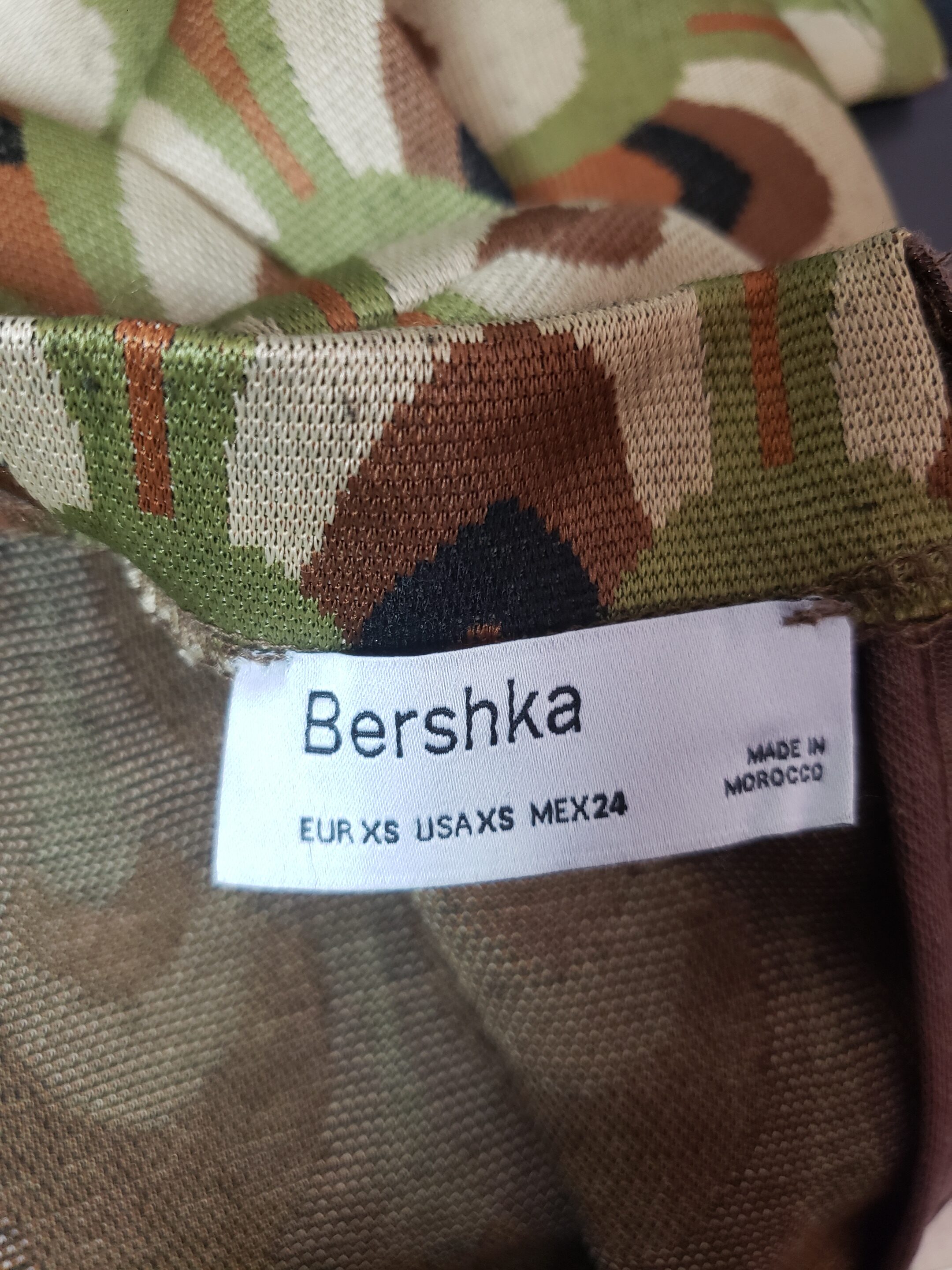 Жіночої сукня Bershka зелена розмір XS 7 Жіночої сукня Bershka зелена розмір XS - Зображення 7