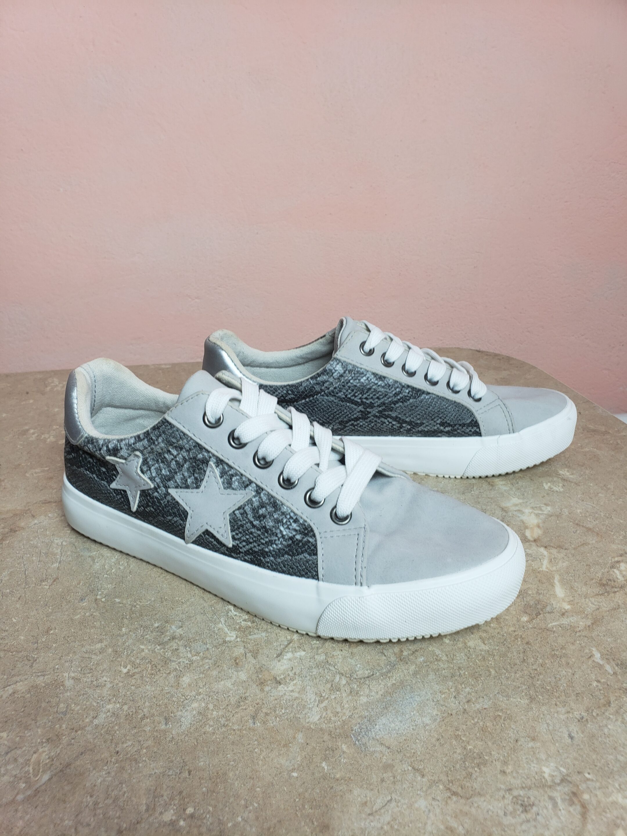 Дитячі сірі кросівки Fabulous Footwear by George розмір 37-38 весна 9 Дитячі сірі кросівки Fabulous Footwear by George розмір 37-38 весна - Зображення 9