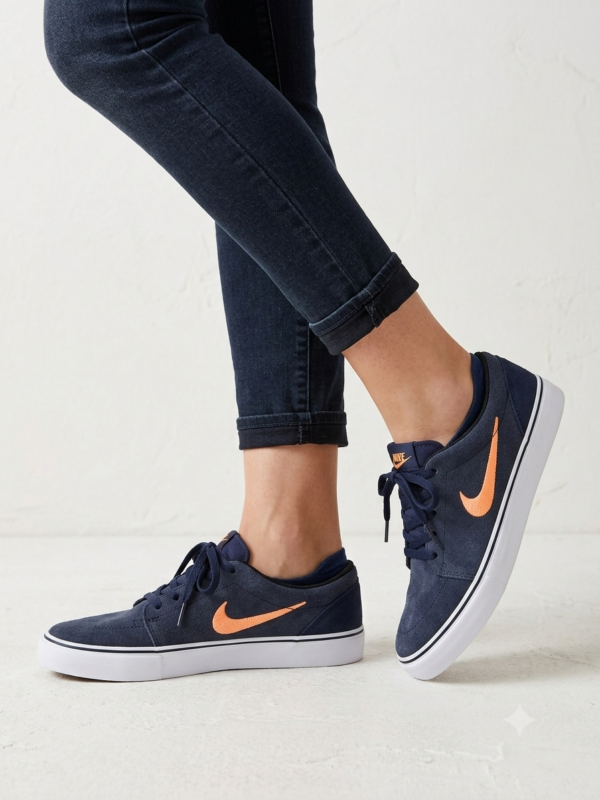 Жіночі сірі кросівки Nike розмір 38 - photo 8